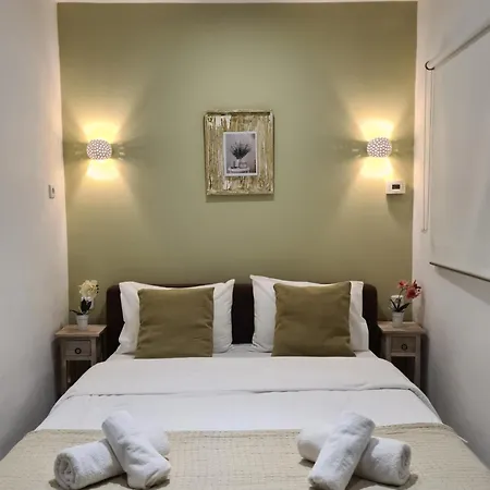 Apartment In The Heart Of The City 3A Larissa Buitenkant foto